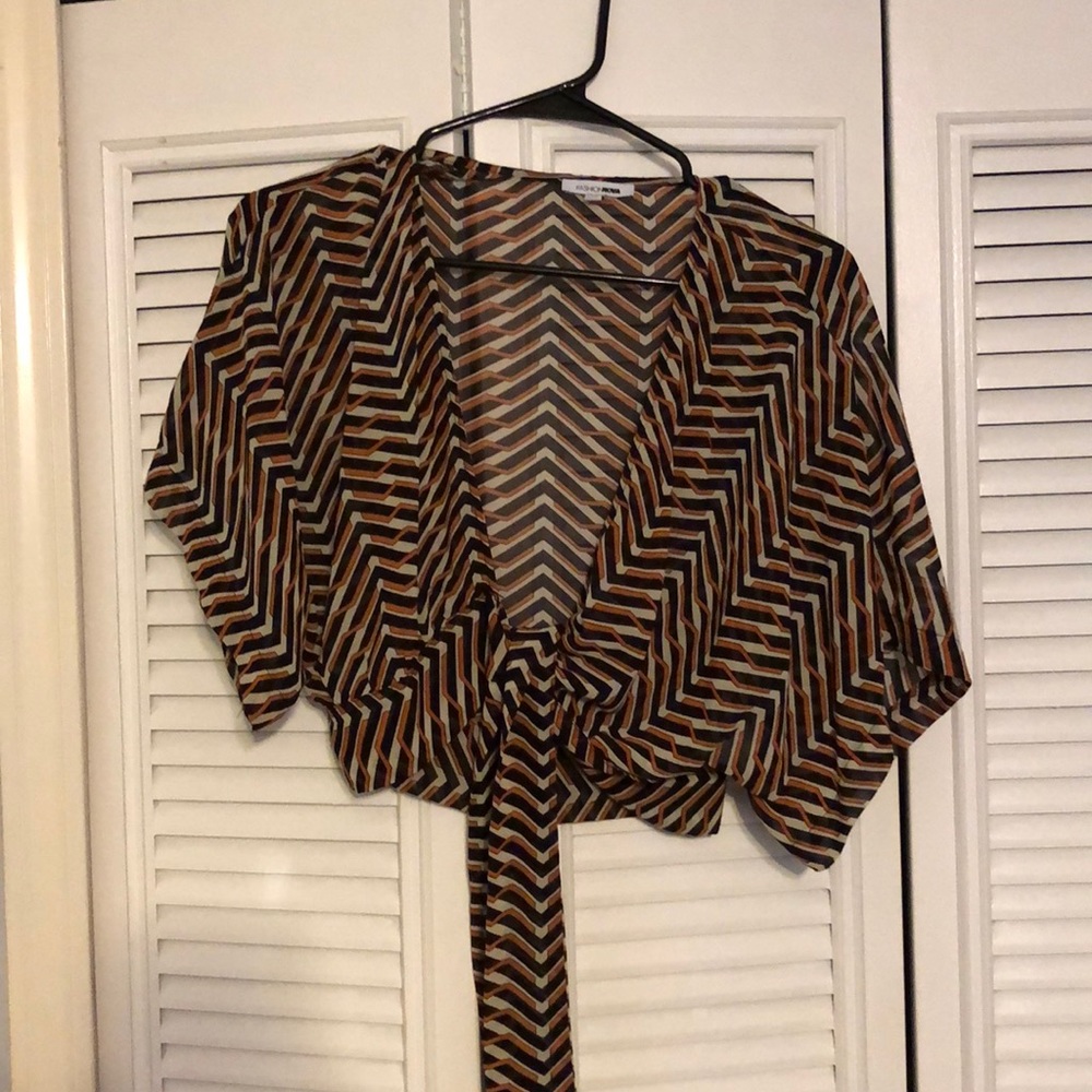 Front Tie Top